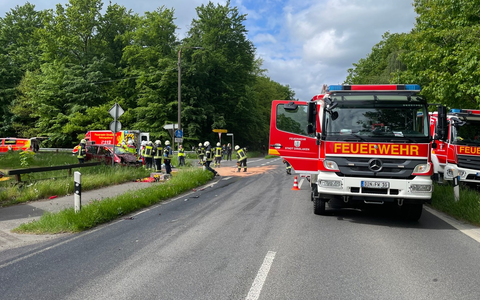 FW Dinslaken: Verkehrsunfall Bergerstraße - Foto: presseportal.de