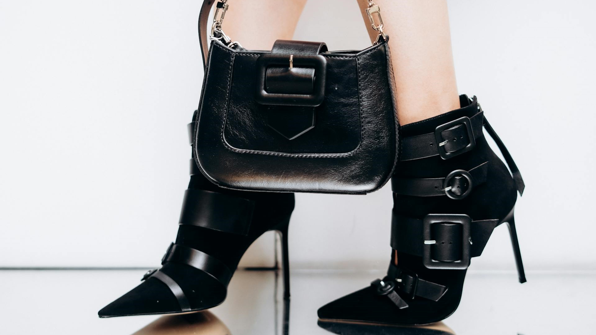 Immer mehr Deutsche verkaufen Ihre luxuriösen Designer-Schuhe - Foto: pedro furtado, Pexels.com