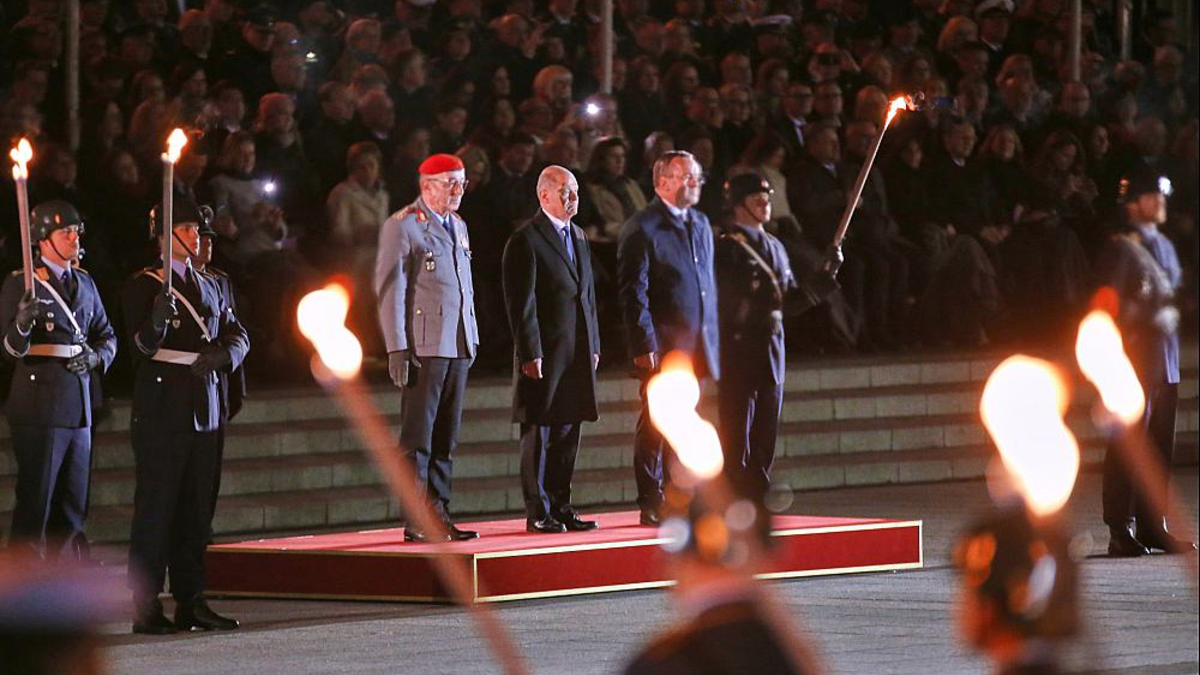Großer Zapfenstreich für Olaf Scholz am 05.05.2025 - Foto: über dts Nachrichtenagentur