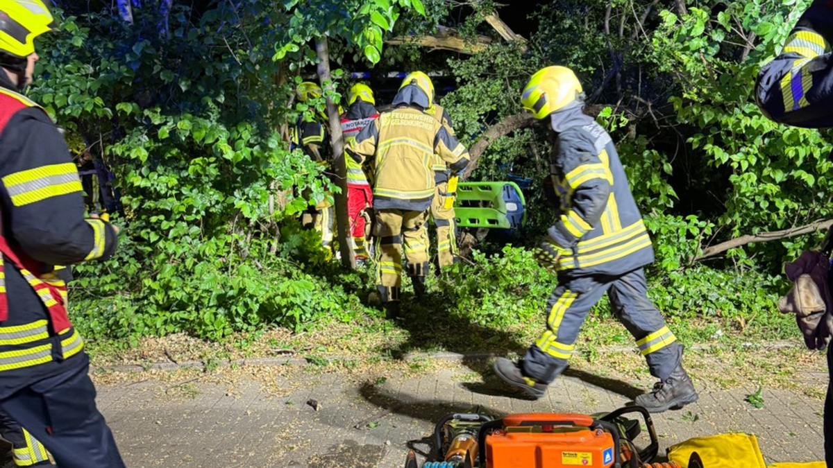 FW-GE: Verkehrsunfall mit einer eingeschlossenen Person - Foto: presseportal.de