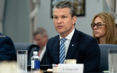 20 Prozent des Spitzenpersonals im Pentagon soll entlassen werden - Foto: Mark Schiefelbein/AP/dpa