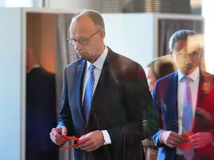 Merz ist im ersten Wahlgang durchgefallen.  - Foto: Michael Kappeler/dpa