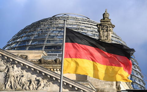 Kanzlerwahl im Bundestag - Merz braucht mindestens 316 Stimmen. - Foto: Soeren Stache/dpa