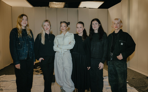 Vöslauer x Nina Chuba: Start der „Bleib durstig“ Kampagne - Foto: presseportal.de