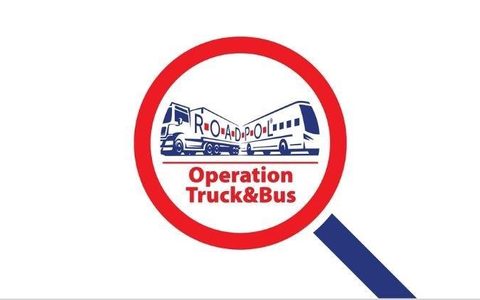 POL-HH: 250506-6. ROADPOL Operation Truck & Bus - Bilanz einer Schwerpunktkontrolle des Schwerlastverkehrs - Foto: presseportal.de