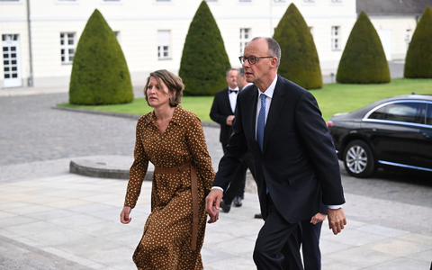 Für die Ernennung zum Kanzler fuhr Friedrich Merz zum Schloss Bellevue. - Foto: Bernd von Jutrczenka/dpa POOL/dpa