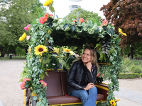 Entschleunigung mitten im Stadttrubel - Neudorff lädt zur grünen Auszeit mit der Rikscha - Foto: presseportal.de