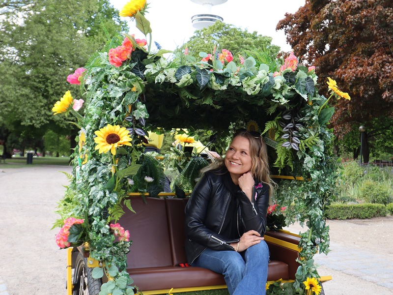 Entschleunigung mitten im Stadttrubel - Neudorff lädt zur grünen Auszeit mit der Rikscha - Foto: presseportal.de