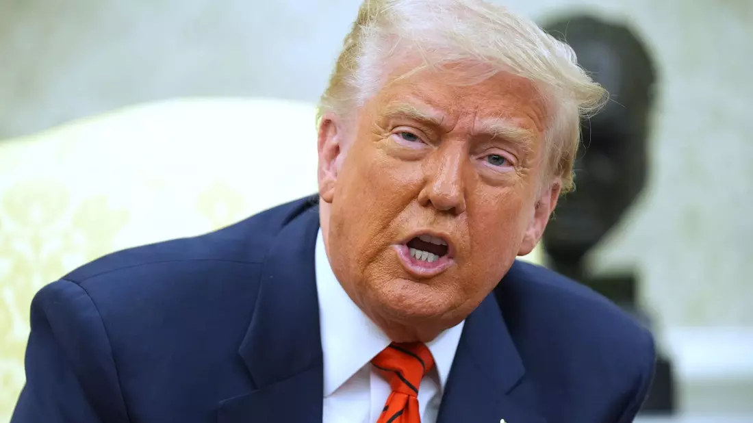 Trump: Habe Indien und Pakistan mit Handelsdrohungen überzeugt  - Bild: Evan Vucci/AP/dpa