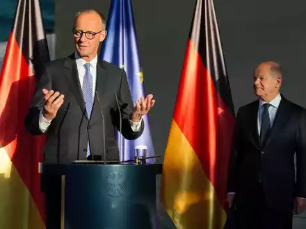 Kanzler Merz will Deutschland in Europa wieder eine stärkere Stimme geben. (Archivbild) - Foto: Michael Kappeler/dpa