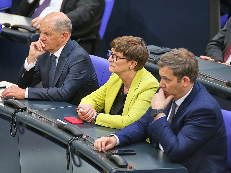 Olaf Scholz, Saskia Esken und Lars Klingbeil am 06.05.2025 - Foto: über dts Nachrichtenagentur