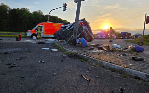 FW Datteln: schwerer Verkehrsunfall auf dem Landwehrring fordert eine verletzte Person - Foto: presseportal.de
