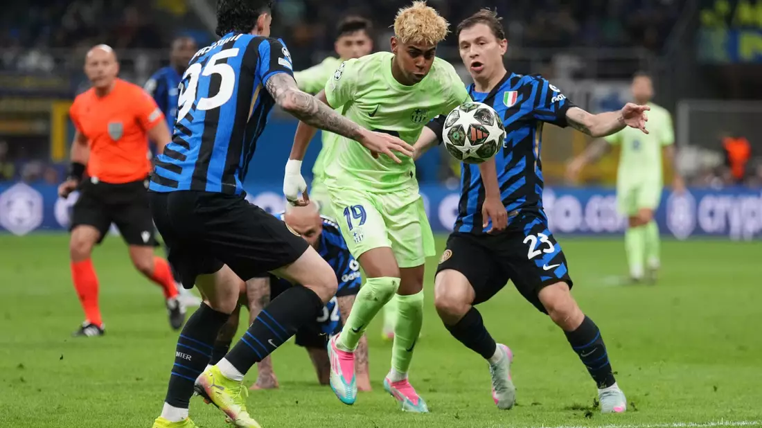 Bitterers Aus: Hansi Flick verpasst das Finale. - Bild: Antonio Calanni/AP/dpa