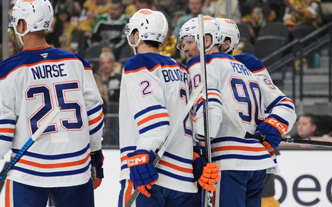 Die Oilers erzielten vier Treffer in Las Vegas - das reichte zum Sieg. - Foto: John Locher/AP/dpa