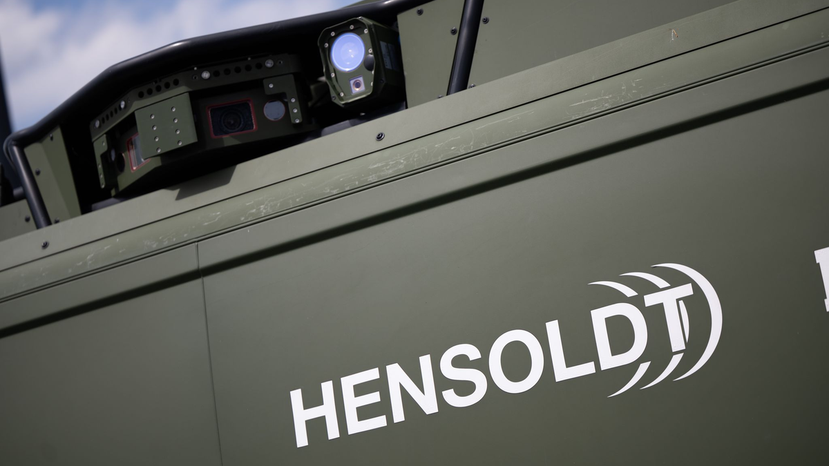 Rüstungsunternehmen Hensoldt: Mehr Umsatz und Aufträge, aber Nettoverlust verdoppelt. (Archivbild) - Foto: Sebastian Gollnow/dpa
