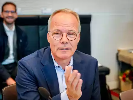 Miersch führt jetzt die SPD-Fraktion, Wiese ist Fraktionsmanager. - Foto: Kay Nietfeld/dpa