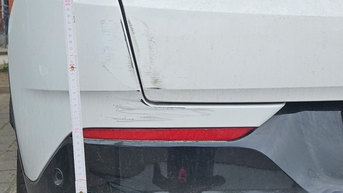 POL-CUX: Verkehrsunfallflucht in Debstedt - Zeugenaufruf (Foto im Anhang) - Foto: presseportal.de