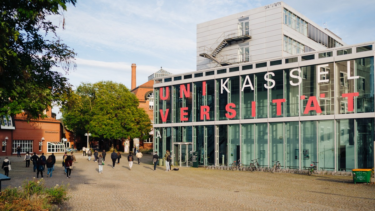 Schule braucht eine gute Leitung: Berufsbegleitender Master Bildungsmanagement - Foto: presseportal.de