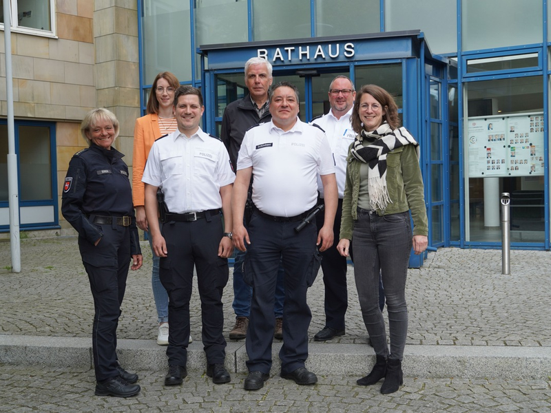 POL-EL: Lingen - Neuer Kontaktbereichsbeamter für Lingen: Polizeikommissar David Gawelczyk tritt Nachfolge von Günter Wiechmann an - Foto: presseportal.de