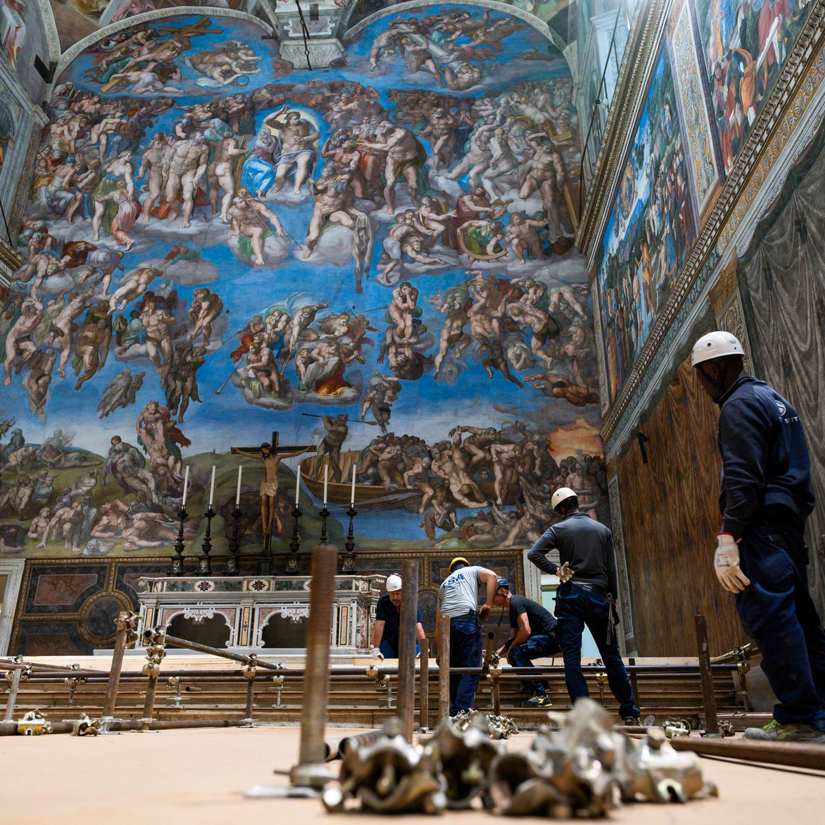In der Sixtinischen Kapelle wurde in den letzten Tagen noch gearbeitet. (Archivbild) - Foto: --/Vatican Media/dpa