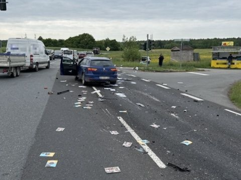 POL-OF: Schmuck und Bargeld bei Einbruch gestohlen; Festnahme eines 20-Jährigen: Verdacht des illegalen Handels mit Betäubungsmitteln; Flyer verteilten sich über die Fahrbahn und mehr - Foto: presseportal.de