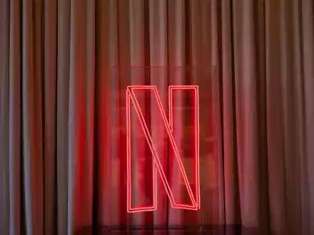 Netflix ist die Nummer eins unter den Streaming-Diensten. - Foto: Rolf Vennenbernd/dpa