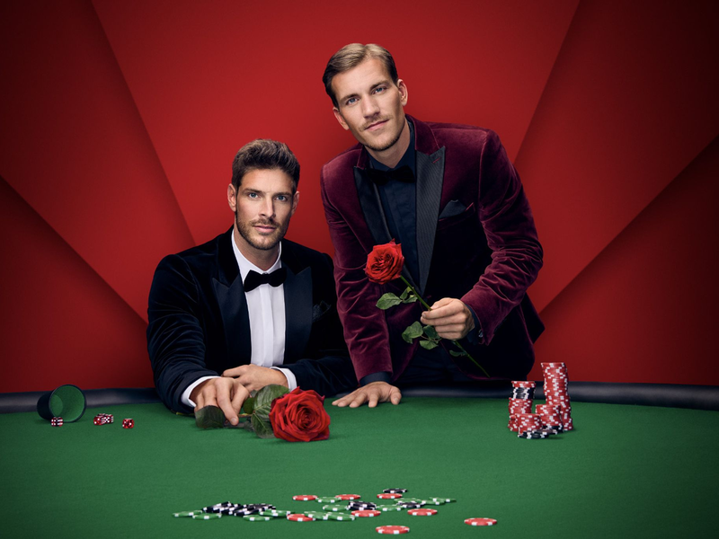 Sie verteilen bald die Rosen auf RTL: der Kölner Versicherungsfachmann Martin Braun und der Berliner Fotograf Felix Stein. (Handout) - Foto: RTL / Benno Kraehahn/dpa