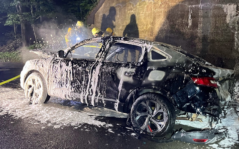 POL-DU: Obermarxloh: Autobrand - Zeugensuche - Foto: presseportal.de