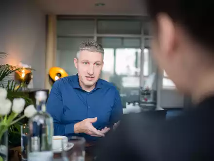 Wenn der Unternehmer ausfällt: Volker Sameske erklärt, warum Krisenfestigkeit auch privat beginnt – und was Notfallkoffer, Vollmachten & Co. mit der Zukunft des Unternehmens zu tun haben - Foto: presseportal.de
