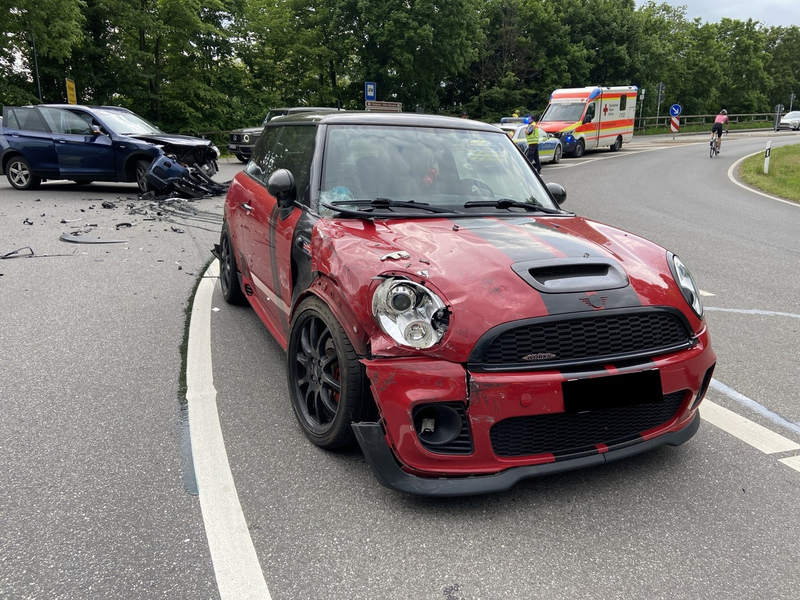 POL-PDWIL: Verkehrsunfall mit zwei verletzten Personen - Foto: presseportal.de