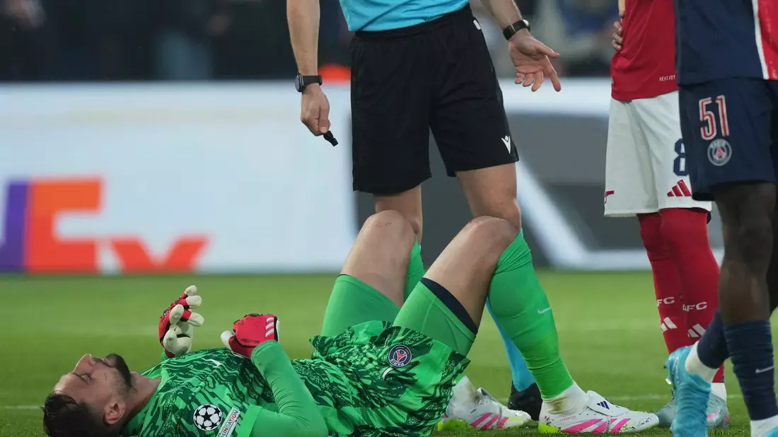 Beide Teams schenkten sich nichts. - Bild: Thibault Camus/AP/dpa