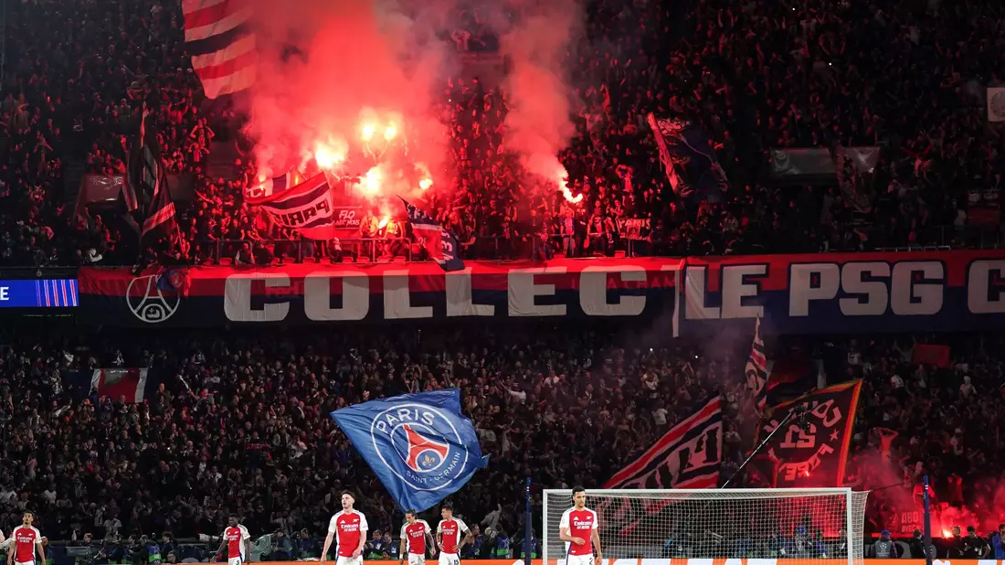 Die Fans von PSG feiern den Einzug ins Finale der Champions League. - Bild: Adam Davy/PA Wire/dpa