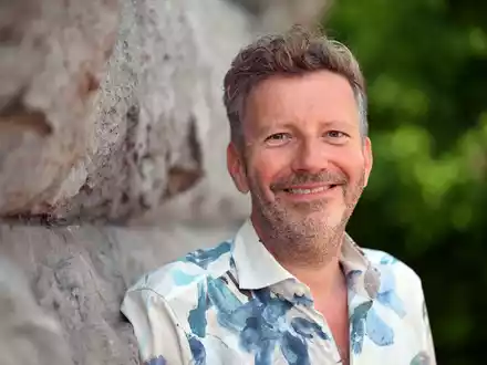 ESC-Kommentator Thorsten Schorn hält Deutschland ESC-Beitrag «Baller» für sehr modern. - Foto: Federico Gambarini/dpa