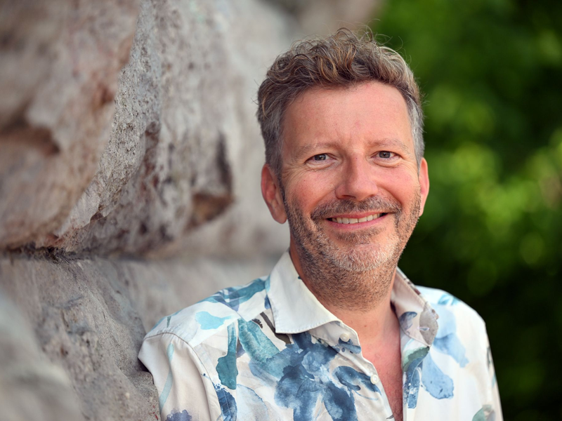 ESC-Kommentator Thorsten Schorn hält Deutschland ESC-Beitrag «Baller» für sehr modern. - Foto: Federico Gambarini/dpa