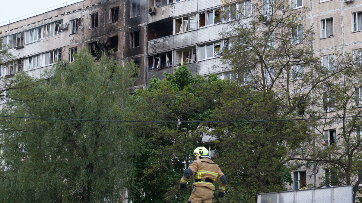 Einen schweren russischen Luftangriff auf Kiew gab es noch vor Inkrafttreten der Waffenruhe.  - Foto: Kirill Chubotin//Ukrinform/dpa