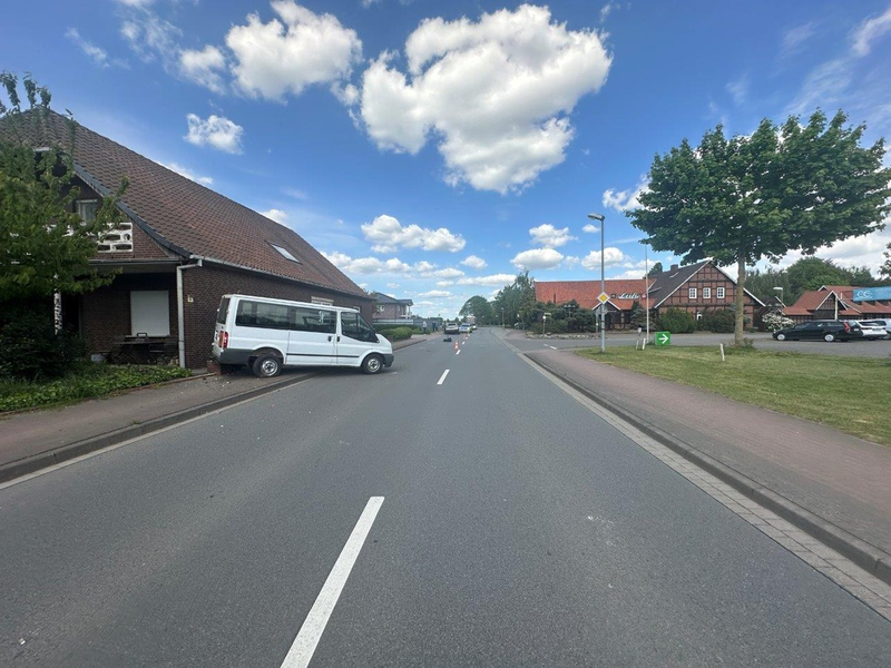 POL-DH: --- Drebber - Mit Gegenverkehr kollidiert --- - Foto: presseportal.de