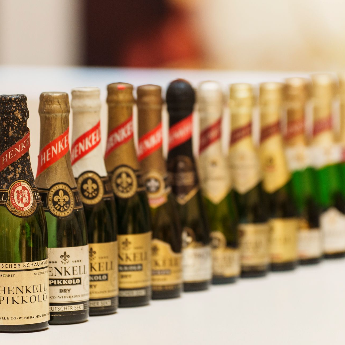 Die Sektkellerei erwartet für 2025 ein anspruchsvolles Marktumfeld. (Archivbild) - Foto: Andreas Arnold/dpa