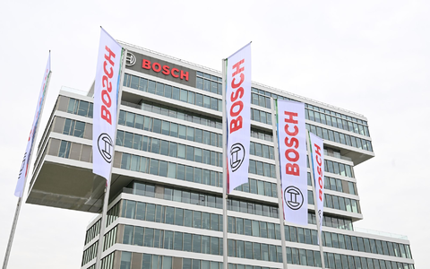 Die finanziellen Folgen der Trump-Zölle für das eigene Geschäft kann der Technologiekonzern Bosch bislang nicht abschätzen. - Foto: Bernd Weißbrod/dpa