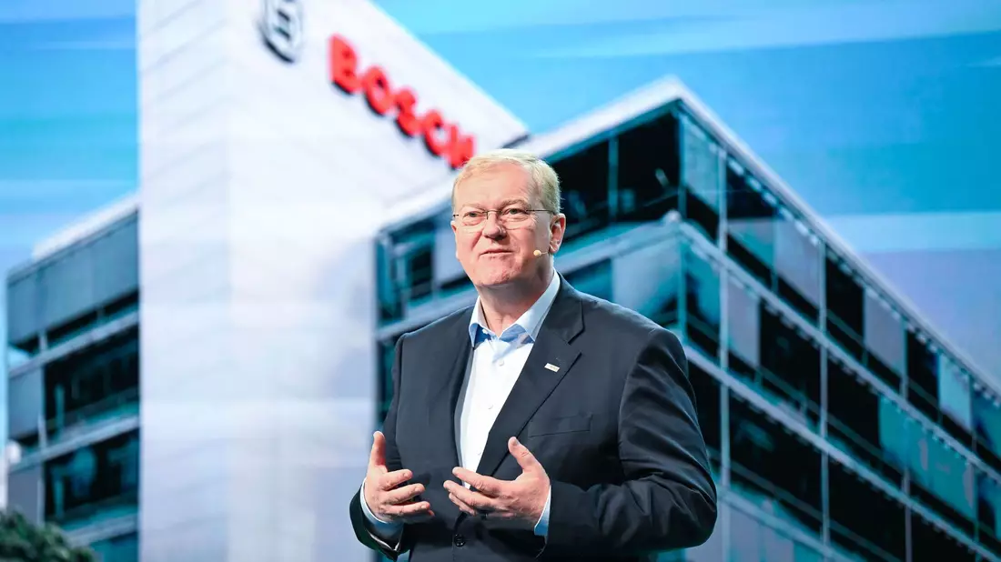 Bosch-Chef Hartung: «Das Jahr wird extrem schwierig in der Vorhersage». - Bild: Bernd Weißbrod/dpa