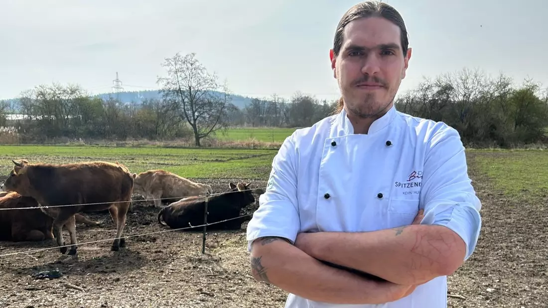 Niederbayern hat einen neuen BIOSpitzenkoch / Kevin Hufnagl vom Bio-Restaurant Land.Luft in Leberfing vertritt die Region künftig bei der Kochvereinigung der BIOSpitzenköche - Bild: presseportal.de