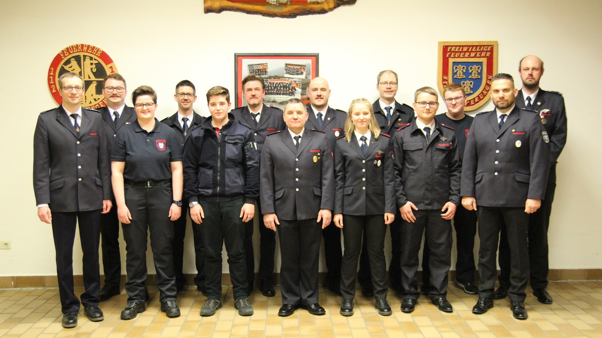 FW Beverungen: Zahlreiche Einsätze, neue Technik und viele gemeinsame Stunden / Jahresrückblick des Löschzug Beverungen und Feuerwehrverein St. Florian e.V. - Foto: presseportal.de