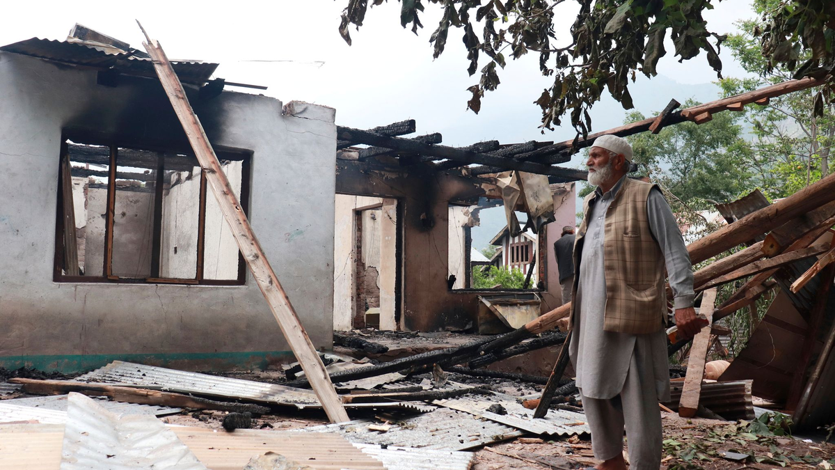 Die Situation zwischen Indien und Pakistan droht sich weiter zuzuspitzen. (Archivbild) - Foto: Junaid Bhat/AP/dpa