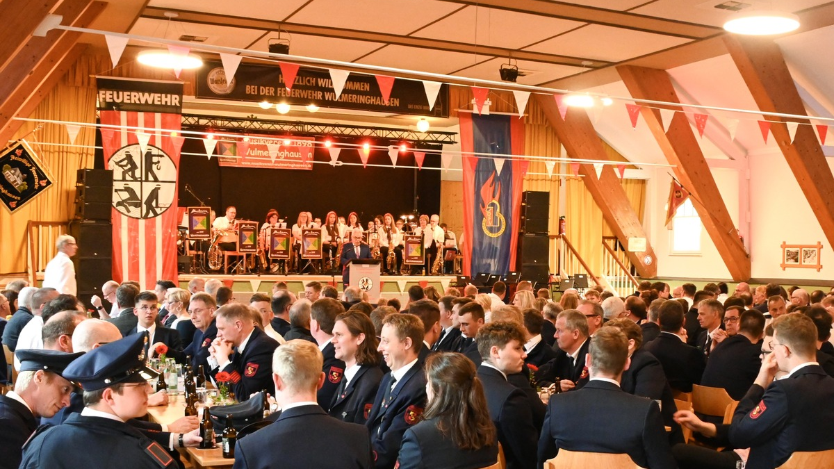 FF Olsberg: Stadtfeuerwehrtag der Feuerwehr Olsberg in Bigge - Foto: presseportal.de