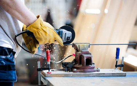 Aktuell lÀuft es mau - doch viele Betriebe erwarten Besserung. (Illustration) - Foto: Christoph Soeder/dpa Aktuell lÀuft es mau - doch viele Betriebe erwarten Besserung. (Illustration) - Foto: Christoph Soeder/dpa