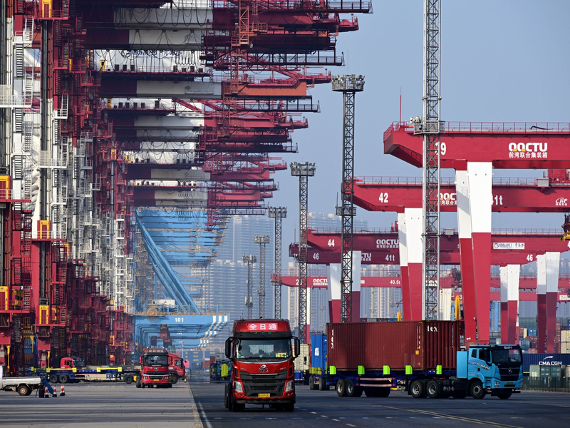 Die Container-Buchungen von China in die USA hatten zuletzt schon stark abgenommen. (Symbolbild)  - Foto: ---/XinHua/dpa