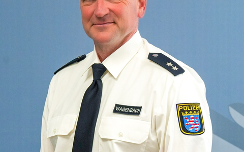 POL-DA: Lampertheim/Viernheim: Polizeioberkommissar Gert Wagenbach ist neuer Schutzmann vor Ort - Foto: presseportal.de POL-DA: Lampertheim/Viernheim: Polizeioberkommissar Gert Wagenbach ist neuer Schutzmann vor Ort - Foto: presseportal.de