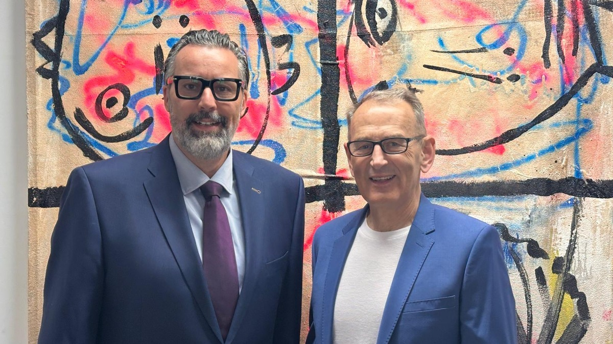 Technologischer Durchbruch: Superintelligenz ohne Halluzinationen - Deutschland erreicht 99,99 % AI Präzision - Foto: presseportal.de