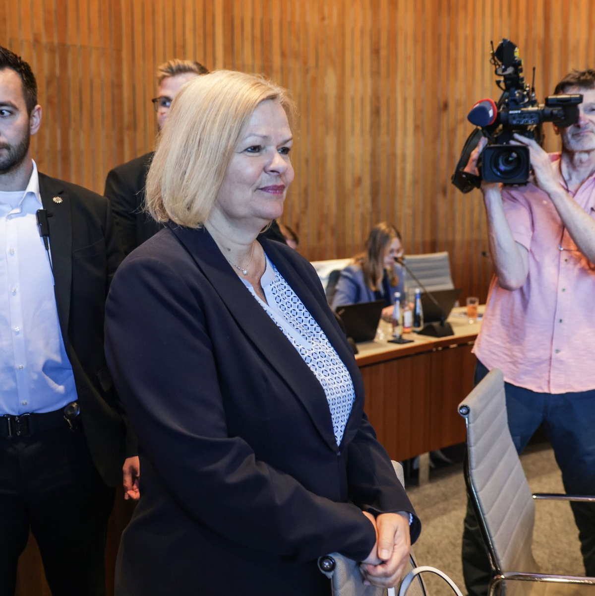 Die maßgeblichen Sicherheitsbehörden hatten laut Ex-Innenministerin Nancy Faeser vor dem Attentat von Solingen keine einschlägigen Erkenntnisse zu Issa Al H.  - Foto: Oliver Berg/dpa