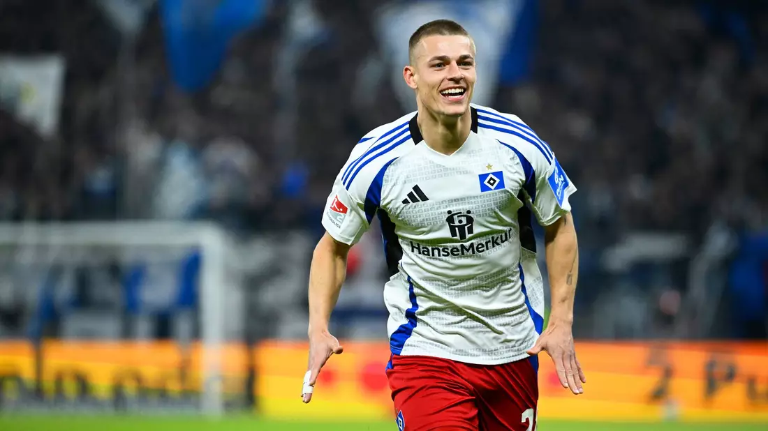 Glaubt an seine Mannschaft: HSV-Innenverteidiger Miro Muheim.  - Bild: Gregor Fischer/dpa