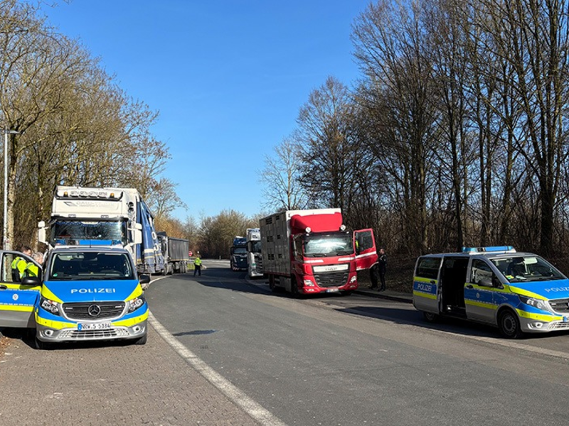POL-ST: Kreis Steinfurt, Roadpol-Einsatz mit Lkw-Kontrollen, Beteiligung an landesweiter Aktionswoche - Foto: presseportal.de